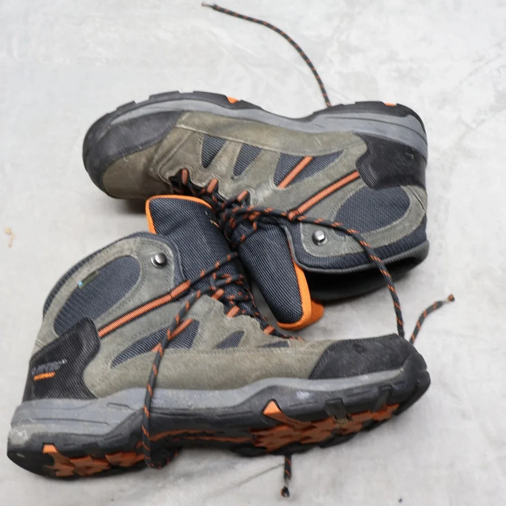 Hi-Tec Mens 11 Hiking Boots Green Gunnison Mid WP Trekking Waterproof Traction